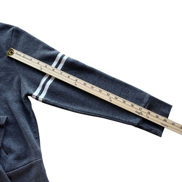 Aeropostale Women’s Gray Pullover Hoodie Size Large - Picture 4 of 7